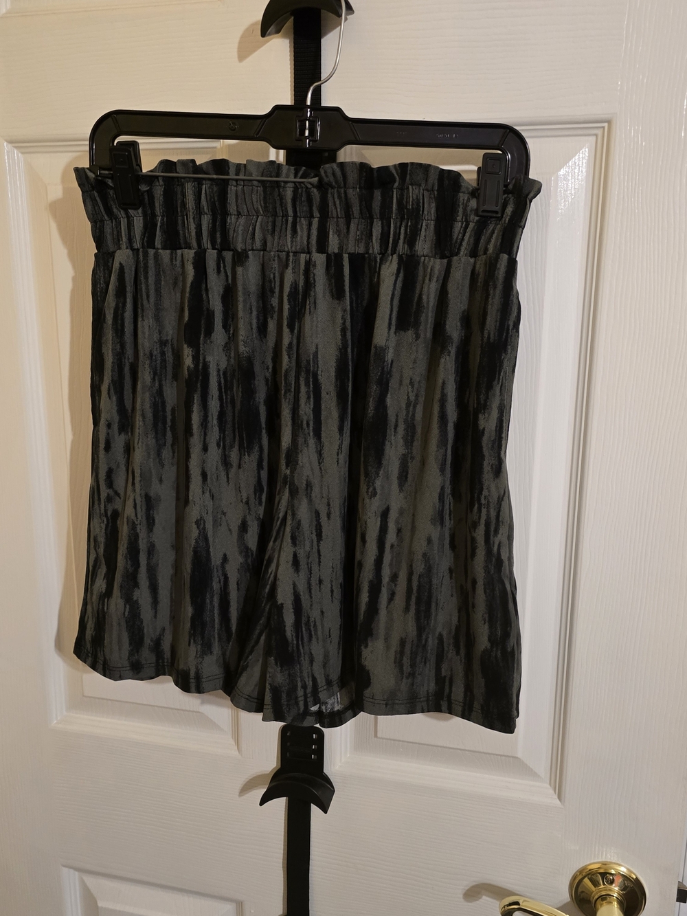 LuLaRoe Black and Gray Smocked Waist Mini Shorts